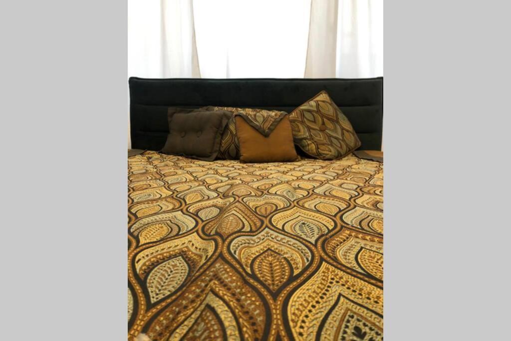 Outstanding 3Br Ultracentral Cityview Balcony Aaa Leilighet Bucureşti Eksteriør bilde