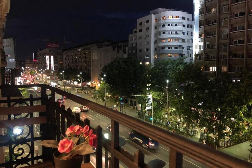 Outstanding 3Br Ultracentral Cityview Balcony Aaa Leilighet Bucureşti Eksteriør bilde